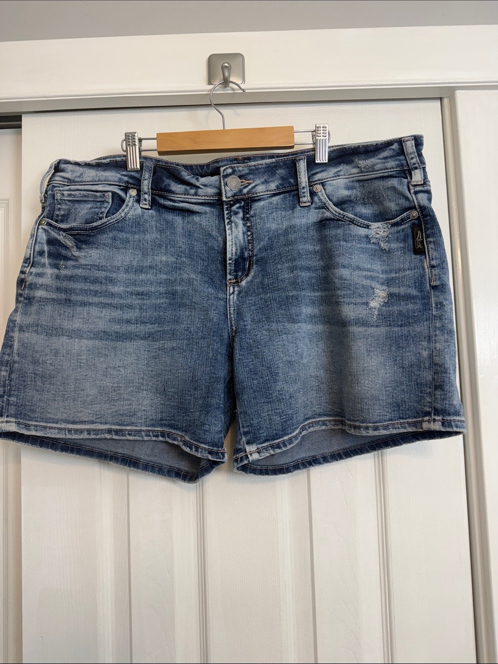 Silver jeans shorts